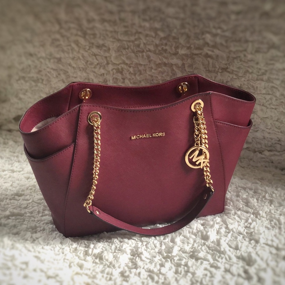 Michael Kors Jet Set lg chain tote